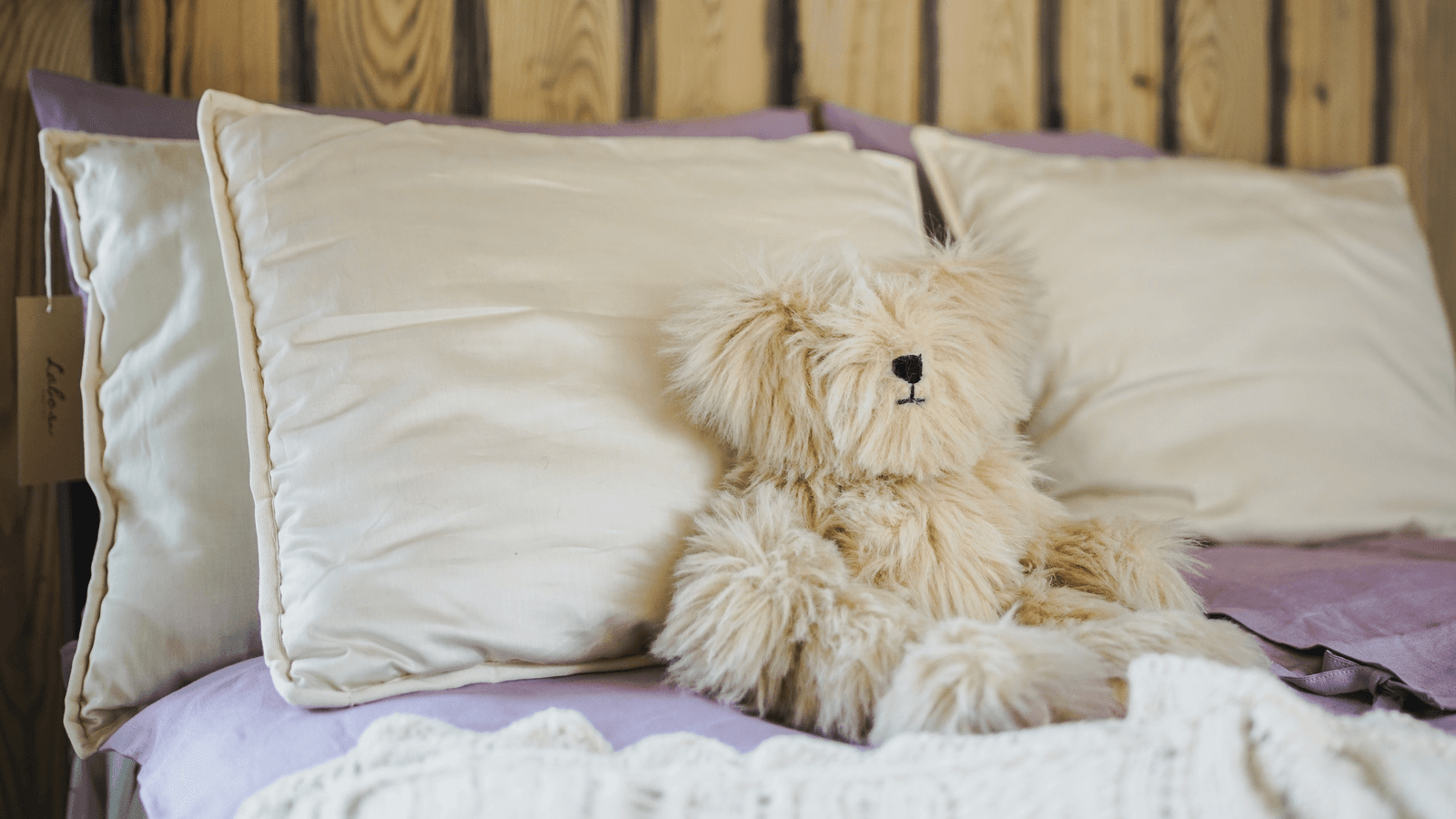 hygge bedroom decor